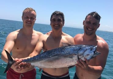 pescar atunes con los amigos